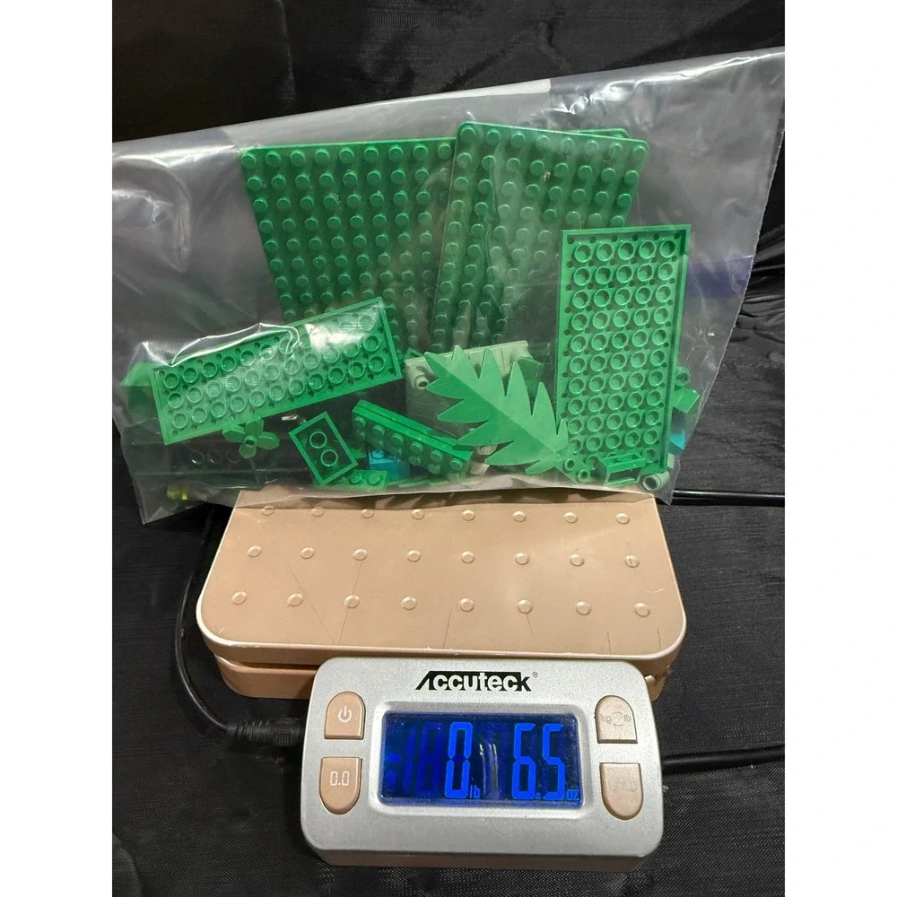 LEGO Green‎ Bulk Lot Baseplates Bricks Plates Foliage Palm Leaves Mixed Pieces